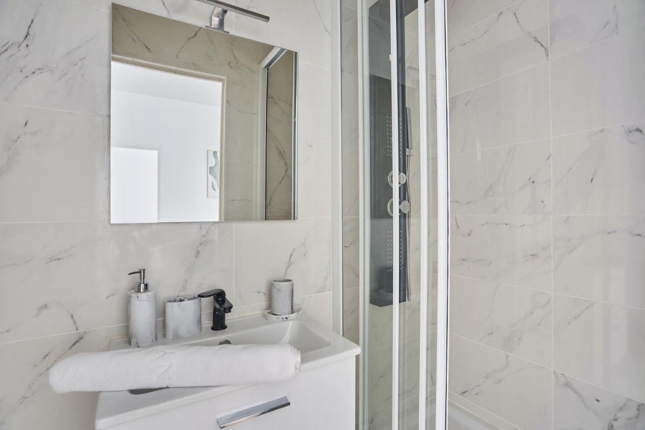 Residence Neuilly Bois De Boulogne By Studio Prestige Dış mekan fotoğraf